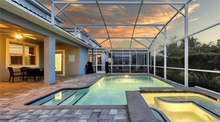 DAVENPORT, Florida 33896, 6 Bedrooms Bedrooms, ,6 BathroomsBathrooms,Residential,For Sale,MOON VALLEY,0,MFRO6393737