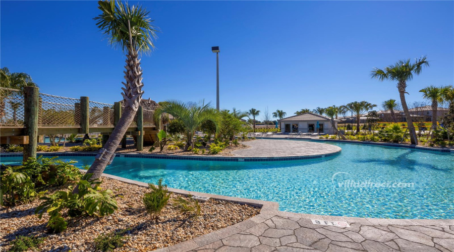 DAVENPORT, Florida 33896, 6 Bedrooms Bedrooms, ,6 BathroomsBathrooms,Residential,For Sale,MOON VALLEY,0,MFRO6393737