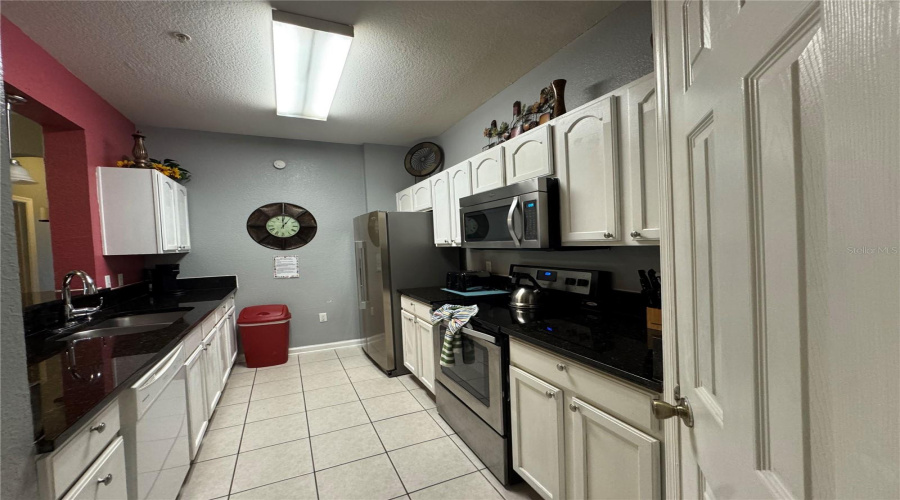 KISSIMMEE, Florida 34747, 3 Bedrooms Bedrooms, ,2 BathroomsBathrooms,Residential,For Sale,COMROW,0,MFRS5146681