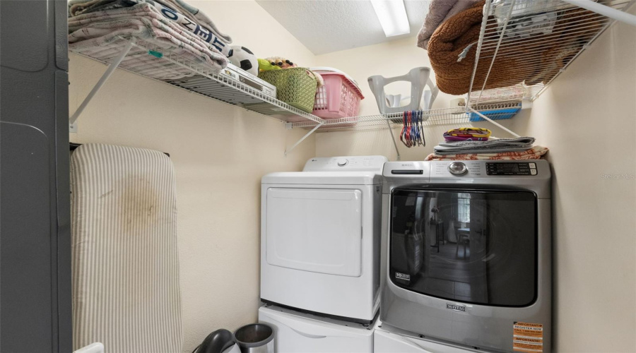 KISSIMMEE, Florida 34747, 4 Bedrooms Bedrooms, ,3 BathroomsBathrooms,Residential,For Sale,NATURES HAMMOCK,0,MFRS5145910