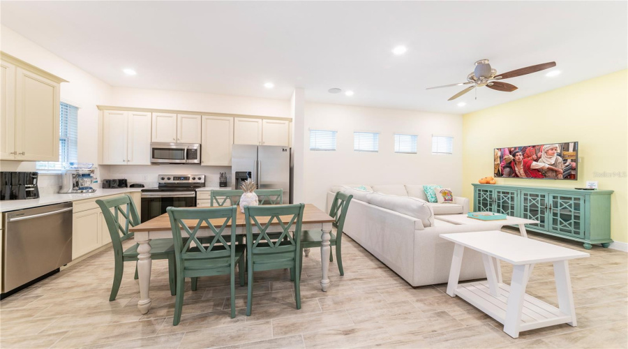 KISSIMMEE, Florida 34747, 3 Bedrooms Bedrooms, ,3 BathroomsBathrooms,Residential,For Sale,SALTED RIM,0,MFRO6303827