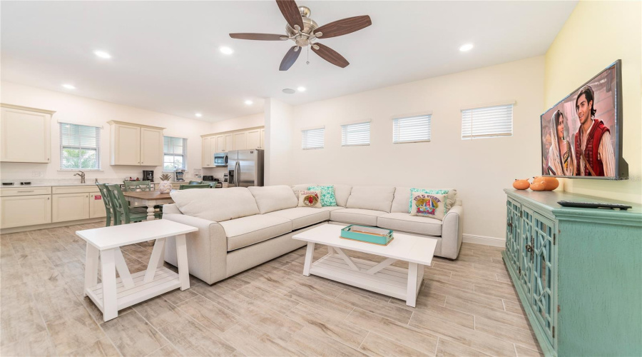 KISSIMMEE, Florida 34747, 3 Bedrooms Bedrooms, ,3 BathroomsBathrooms,Residential,For Sale,SALTED RIM,0,MFRO6303827