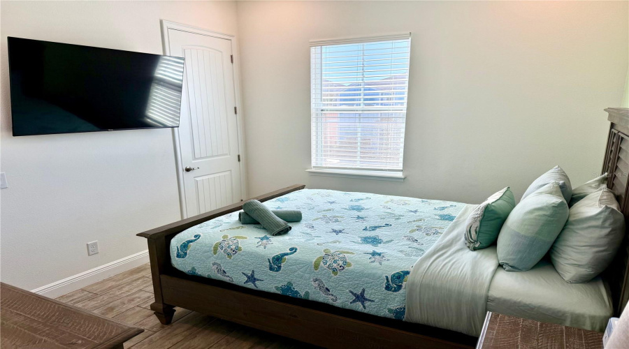 KISSIMMEE, Florida 34747, 4 Bedrooms Bedrooms, ,4 BathroomsBathrooms,Residential,For Sale,KNEE DEEP,0,MFRO6393521