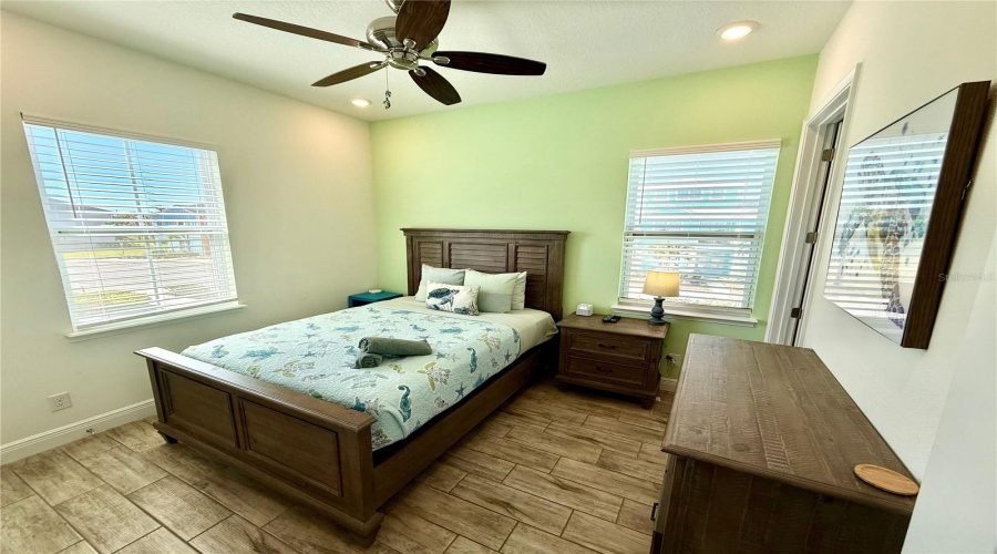 KISSIMMEE, Florida 34747, 4 Bedrooms Bedrooms, ,4 BathroomsBathrooms,Residential,For Sale,KNEE DEEP,0,MFRO6393521