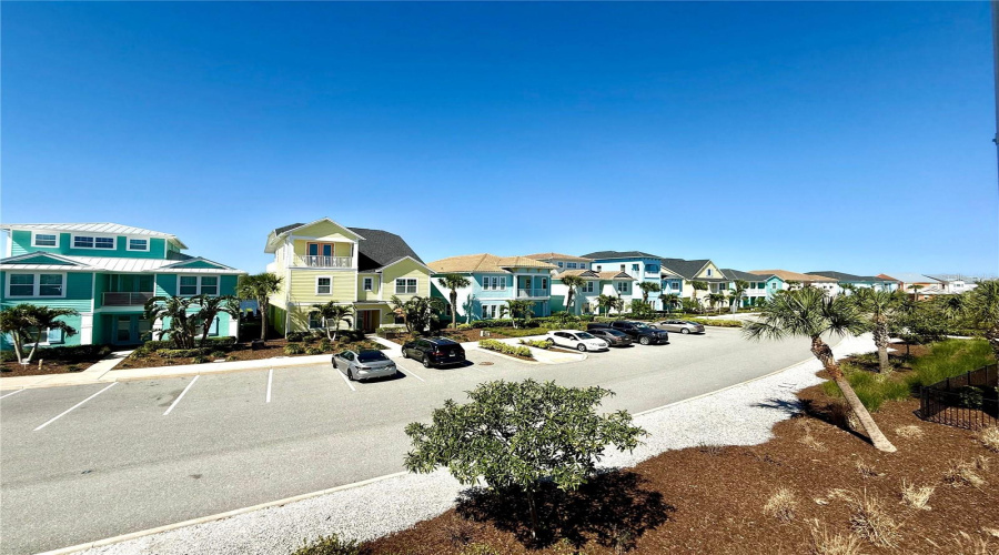 KISSIMMEE, Florida 34747, 4 Bedrooms Bedrooms, ,4 BathroomsBathrooms,Residential,For Sale,KNEE DEEP,0,MFRO6393521