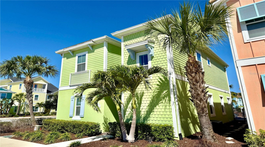 KISSIMMEE, Florida 34747, 4 Bedrooms Bedrooms, ,4 BathroomsBathrooms,Residential,For Sale,KNEE DEEP,0,MFRO6393521