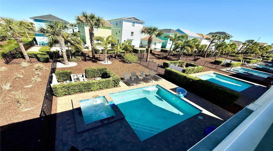 KISSIMMEE, Florida 34747, 4 Bedrooms Bedrooms, ,4 BathroomsBathrooms,Residential,For Sale,KNEE DEEP,0,MFRO6393521