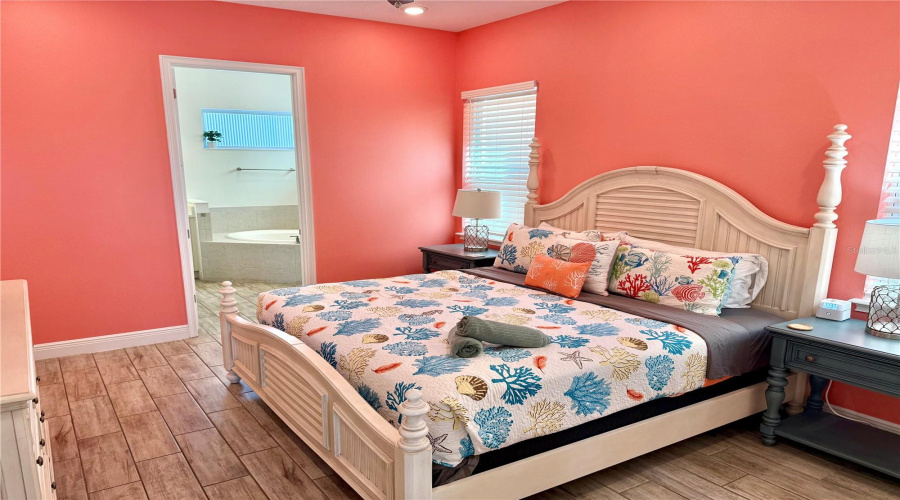 KISSIMMEE, Florida 34747, 4 Bedrooms Bedrooms, ,4 BathroomsBathrooms,Residential,For Sale,KNEE DEEP,0,MFRO6393521