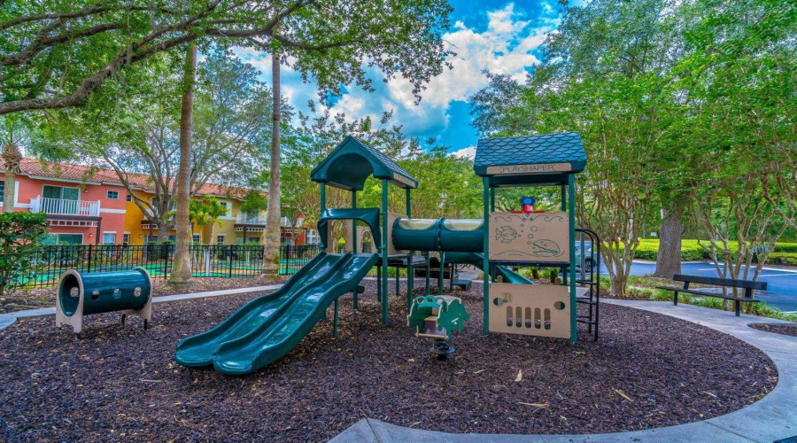 KISSIMMEE, Florida 34747, 7 Bedrooms Bedrooms, ,4 BathroomsBathrooms,Residential,For Sale,SUNRISE KEY,0,MFRO6388410