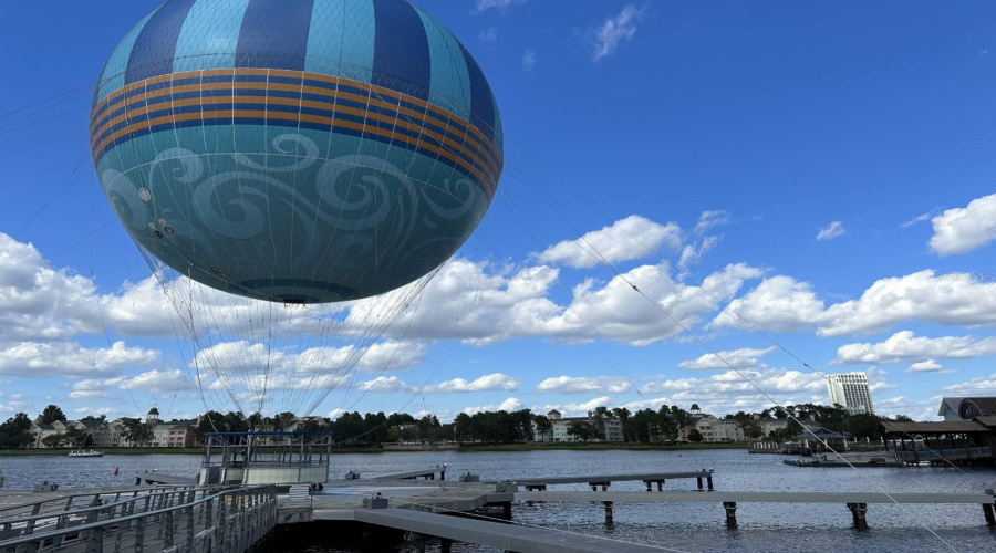 KISSIMMEE, Florida 34747, 7 Bedrooms Bedrooms, ,4 BathroomsBathrooms,Residential,For Sale,SUNRISE KEY,0,MFRO6388410