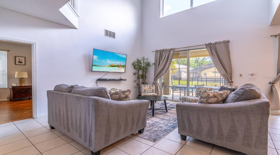 KISSIMMEE, Florida 34747, 7 Bedrooms Bedrooms, ,4 BathroomsBathrooms,Residential,For Sale,SUNRISE KEY,0,MFRO6388410