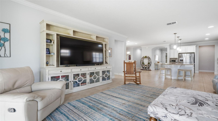 DAVENPORT, Florida 33837, 2 Bedrooms Bedrooms, ,2 BathroomsBathrooms,Residential,For Sale,CASTELLON,0,MFRS5146479