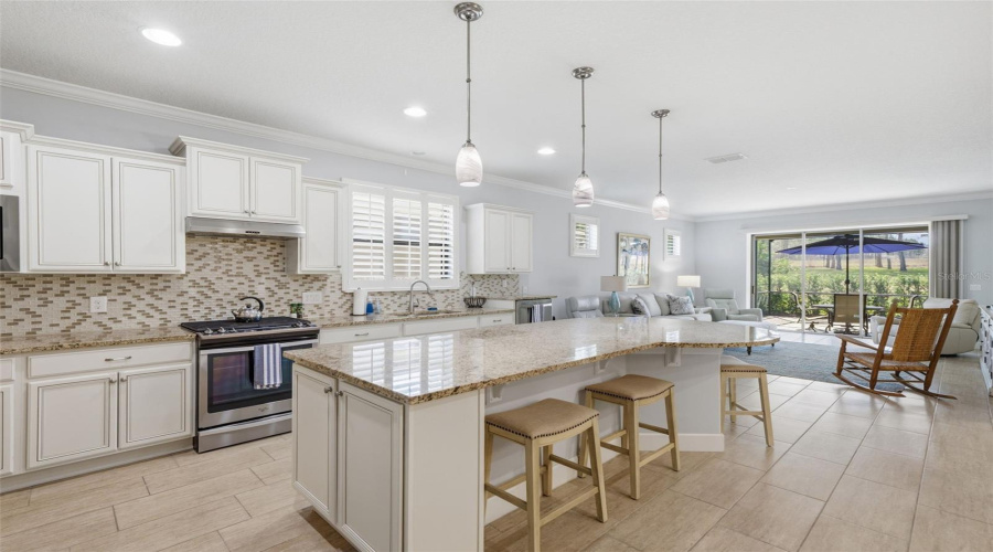 DAVENPORT, Florida 33837, 2 Bedrooms Bedrooms, ,2 BathroomsBathrooms,Residential,For Sale,CASTELLON,0,MFRS5146479