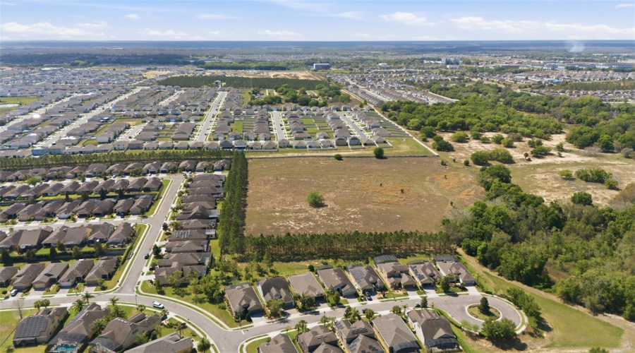 DAVENPORT, Florida 33837, 2 Bedrooms Bedrooms, ,2 BathroomsBathrooms,Residential,For Sale,CASTELLON,0,MFRS5146479