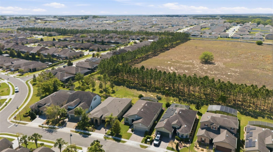 DAVENPORT, Florida 33837, 2 Bedrooms Bedrooms, ,2 BathroomsBathrooms,Residential,For Sale,CASTELLON,0,MFRS5146479