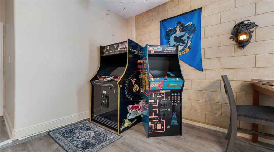 DAVENPORT, Florida 33837, 6 Bedrooms Bedrooms, ,5 BathroomsBathrooms,Residential,For Sale,OAKTREE,0,MFRO6393813