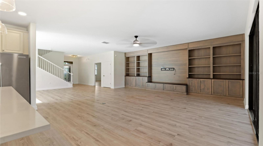 DAVENPORT, Florida 33896, 6 Bedrooms Bedrooms, ,4 BathroomsBathrooms,Residential,For Sale,PALMETTO DUNES,0,MFRS5146694