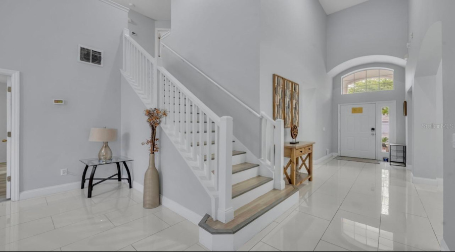 KISSIMMEE, Florida 34746, 5 Bedrooms Bedrooms, ,3 BathroomsBathrooms,Residential,For Sale,MADIERA BEACH,0,MFRO6394444