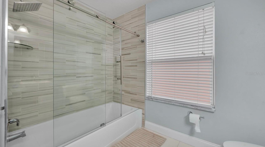 KISSIMMEE, Florida 34746, 5 Bedrooms Bedrooms, ,3 BathroomsBathrooms,Residential,For Sale,MADIERA BEACH,0,MFRO6394444