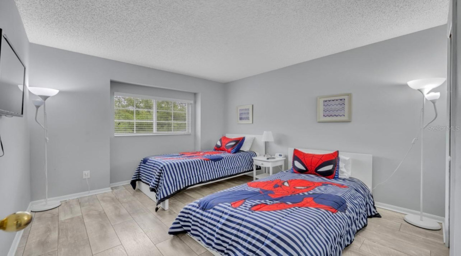 KISSIMMEE, Florida 34746, 5 Bedrooms Bedrooms, ,3 BathroomsBathrooms,Residential,For Sale,MADIERA BEACH,0,MFRO6394444