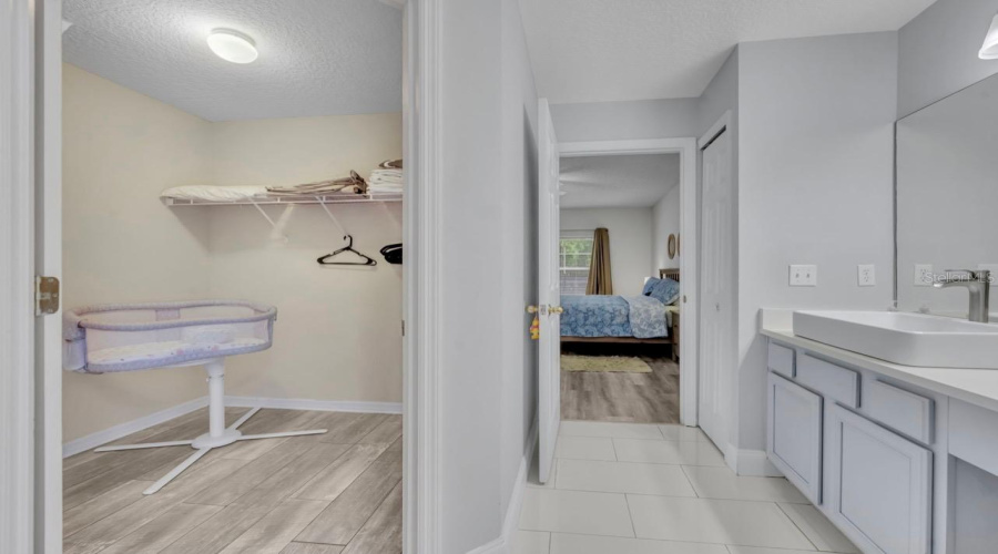 KISSIMMEE, Florida 34746, 5 Bedrooms Bedrooms, ,3 BathroomsBathrooms,Residential,For Sale,MADIERA BEACH,0,MFRO6394444