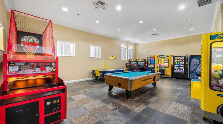 KISSIMMEE, Florida 34746, 5 Bedrooms Bedrooms, ,3 BathroomsBathrooms,Residential,For Sale,MADIERA BEACH,0,MFRO6394444