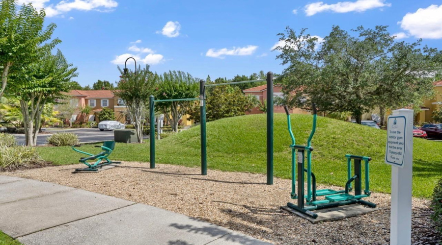 KISSIMMEE, Florida 34746, 5 Bedrooms Bedrooms, ,3 BathroomsBathrooms,Residential,For Sale,MADIERA BEACH,0,MFRO6394444