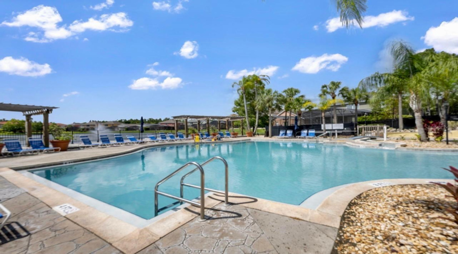 KISSIMMEE, Florida 34746, 5 Bedrooms Bedrooms, ,3 BathroomsBathrooms,Residential,For Sale,MADIERA BEACH,0,MFRO6394444