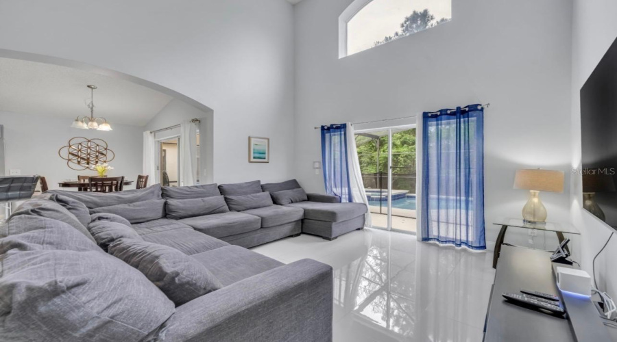 KISSIMMEE, Florida 34746, 5 Bedrooms Bedrooms, ,3 BathroomsBathrooms,Residential,For Sale,MADIERA BEACH,0,MFRO6394444