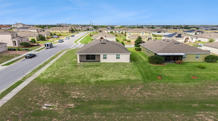 DAVENPORT, Florida 33837, 3 Bedrooms Bedrooms, ,2 BathroomsBathrooms,Residential,For Sale,PESCARA AVE,0,MFRG5110224