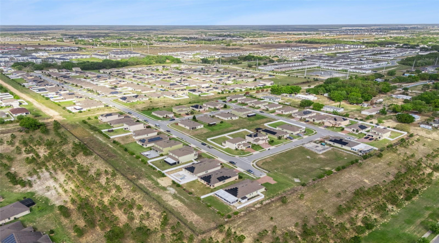 DAVENPORT, Florida 33837, 3 Bedrooms Bedrooms, ,2 BathroomsBathrooms,Residential,For Sale,PESCARA AVE,0,MFRG5110224