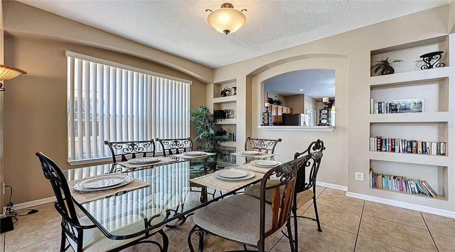 DAVENPORT, Florida 33837, 6 Bedrooms Bedrooms, ,5 BathroomsBathrooms,Residential,For Sale,ROSSO,0,MFRS5126388