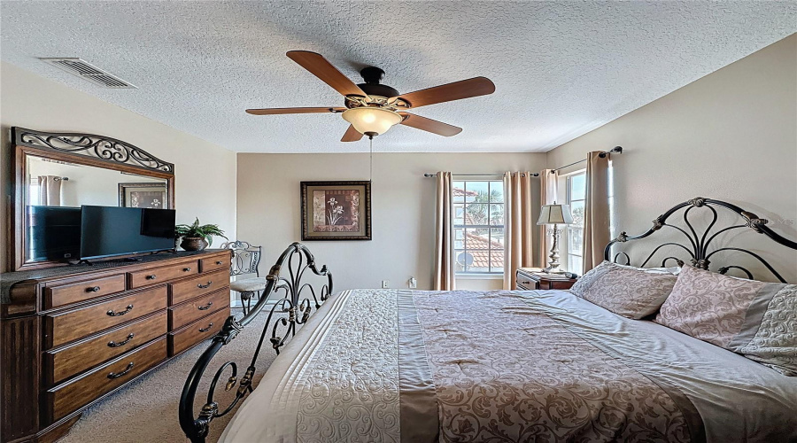 DAVENPORT, Florida 33837, 6 Bedrooms Bedrooms, ,5 BathroomsBathrooms,Residential,For Sale,ROSSO,0,MFRS5126388