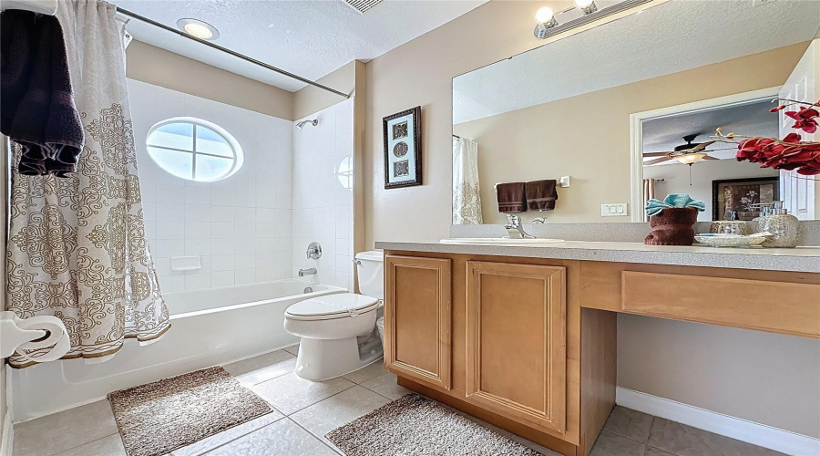 DAVENPORT, Florida 33837, 6 Bedrooms Bedrooms, ,5 BathroomsBathrooms,Residential,For Sale,ROSSO,0,MFRS5126388