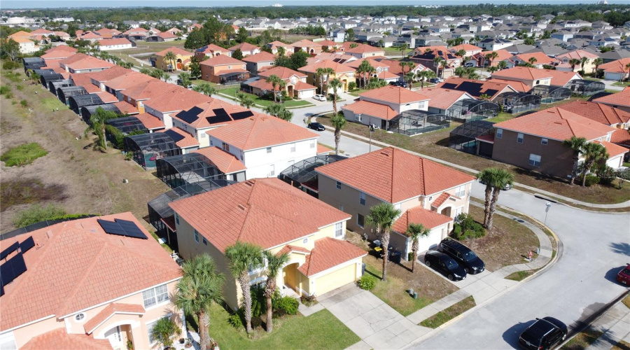 DAVENPORT, Florida 33837, 6 Bedrooms Bedrooms, ,5 BathroomsBathrooms,Residential,For Sale,ROSSO,0,MFRS5126388