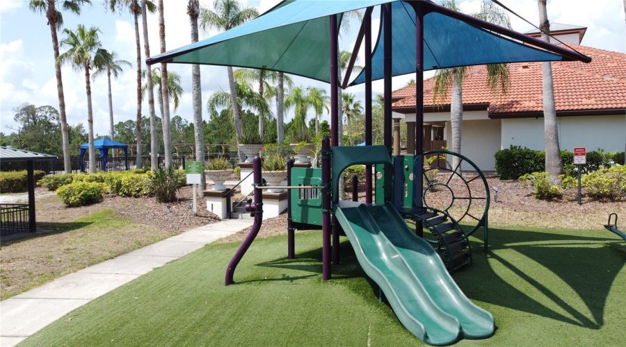 DAVENPORT, Florida 33837, 6 Bedrooms Bedrooms, ,5 BathroomsBathrooms,Residential,For Sale,ROSSO,0,MFRS5126388