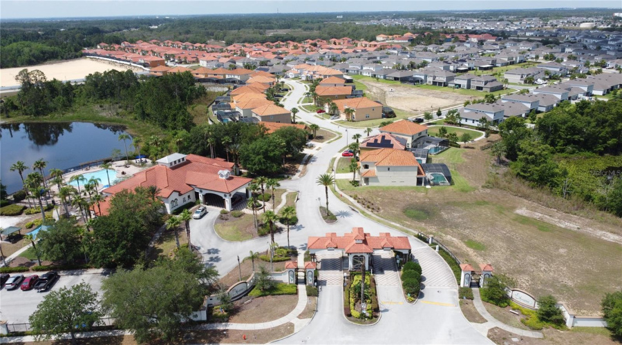 DAVENPORT, Florida 33837, 6 Bedrooms Bedrooms, ,5 BathroomsBathrooms,Residential,For Sale,ROSSO,0,MFRS5126388