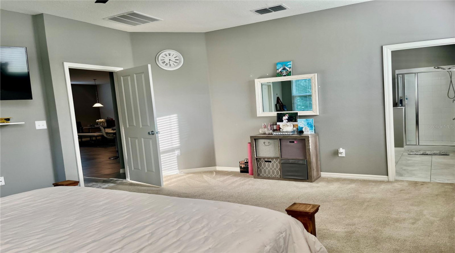 KISSIMMEE, Florida 34746, 4 Bedrooms Bedrooms, ,2 BathroomsBathrooms,Residential,For Sale,BOATING,0,MFRS5146545