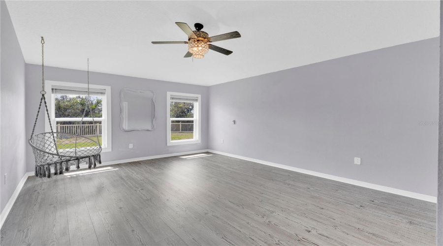 DAVENPORT, Florida 33837, 5 Bedrooms Bedrooms, ,3 BathroomsBathrooms,Residential,For Sale,WHIRLAWAY,0,MFRO6393311