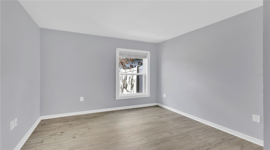 DAVENPORT, Florida 33837, 5 Bedrooms Bedrooms, ,3 BathroomsBathrooms,Residential,For Sale,WHIRLAWAY,0,MFRO6393311