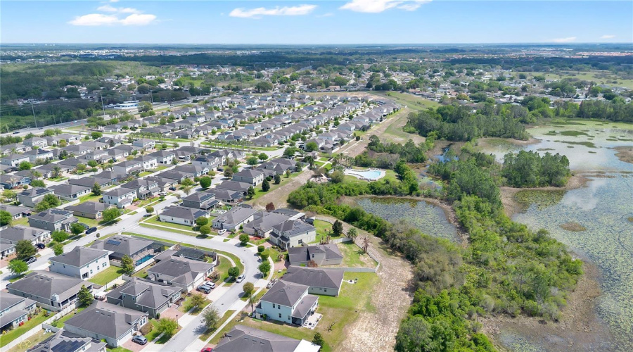 DAVENPORT, Florida 33837, 5 Bedrooms Bedrooms, ,3 BathroomsBathrooms,Residential,For Sale,WHIRLAWAY,0,MFRO6393311