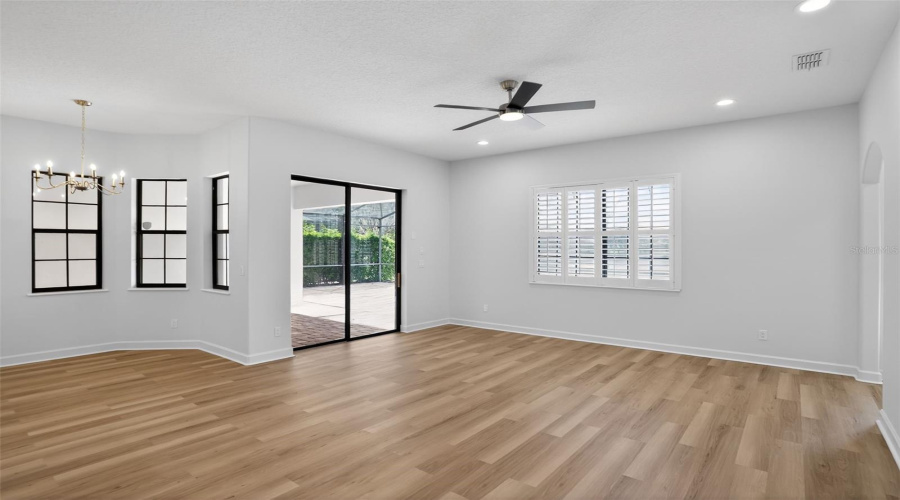 KISSIMMEE, Florida 34747, 4 Bedrooms Bedrooms, ,3 BathroomsBathrooms,Residential,For Sale,PAOLOS,0,MFRO6394431