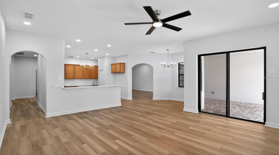 KISSIMMEE, Florida 34747, 4 Bedrooms Bedrooms, ,3 BathroomsBathrooms,Residential,For Sale,PAOLOS,0,MFRO6394431