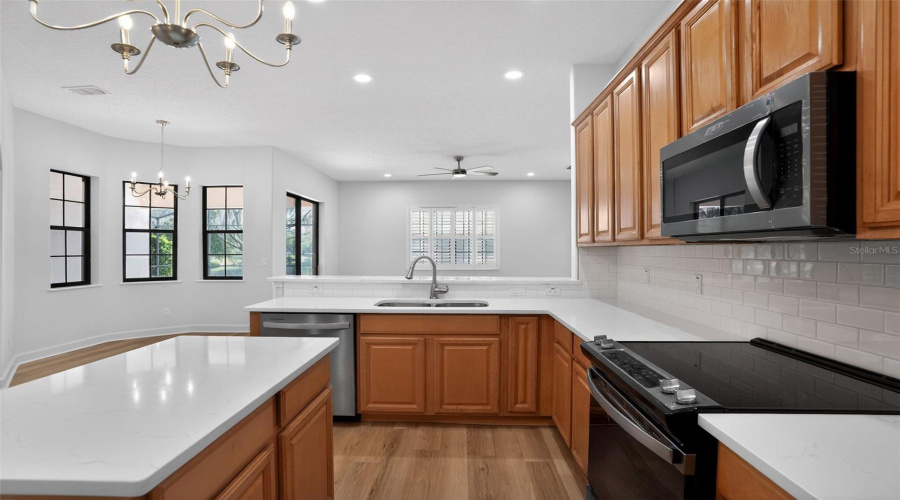 KISSIMMEE, Florida 34747, 4 Bedrooms Bedrooms, ,3 BathroomsBathrooms,Residential,For Sale,PAOLOS,0,MFRO6394431