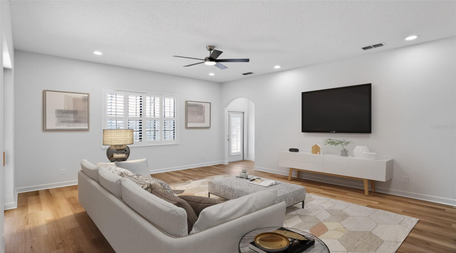 KISSIMMEE, Florida 34747, 4 Bedrooms Bedrooms, ,3 BathroomsBathrooms,Residential,For Sale,PAOLOS,0,MFRO6394431