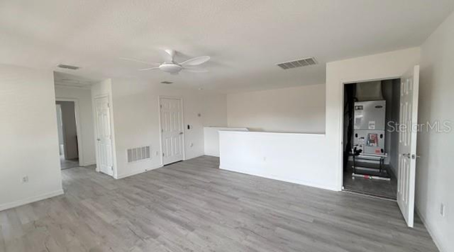 KISSIMMEE, Florida 34746, 4 Bedrooms Bedrooms, ,3 BathroomsBathrooms,Residential,For Sale,SHORESIDE,0,MFRO6393484