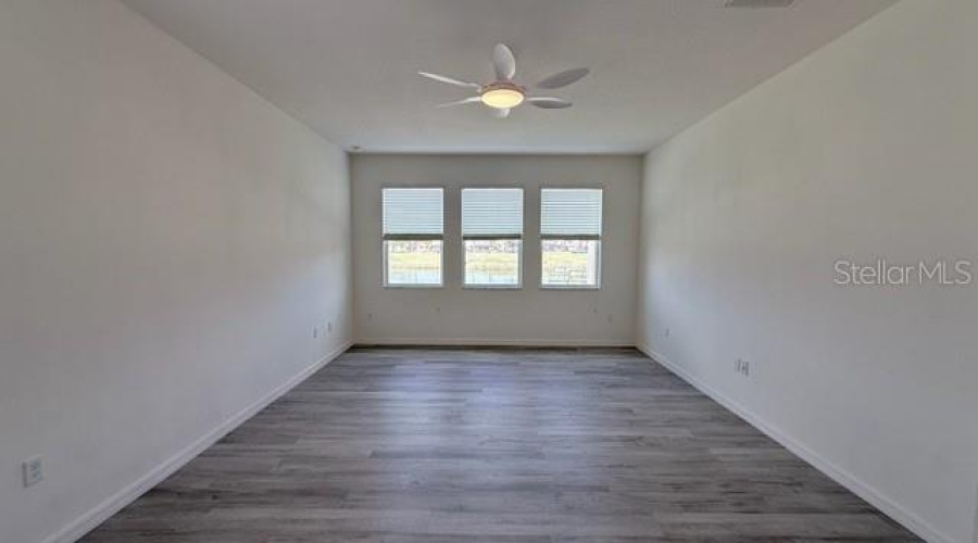 KISSIMMEE, Florida 34746, 4 Bedrooms Bedrooms, ,3 BathroomsBathrooms,Residential,For Sale,SHORESIDE,0,MFRO6393484