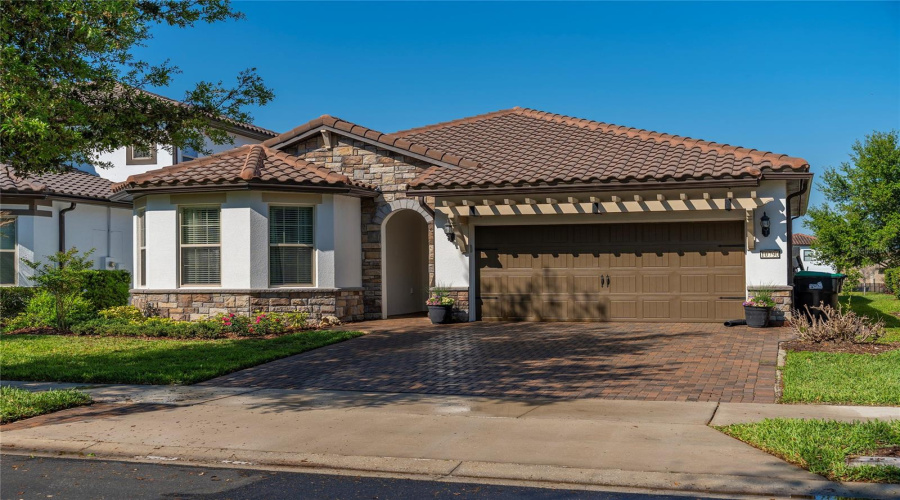 ORLANDO, Florida 32836, 3 Bedrooms Bedrooms, ,2 BathroomsBathrooms,Residential,For Sale,CITRON OAKS,0,MFRO6394573