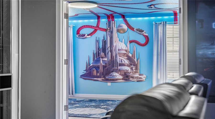 DAVENPORT, Florida 33896, 9 Bedrooms Bedrooms, ,5 BathroomsBathrooms,Residential,For Sale,WEDGE,0,MFRO6394575