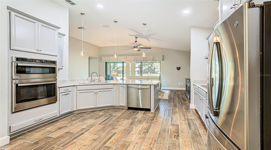 STAINLESS STEEL APPLIANCES